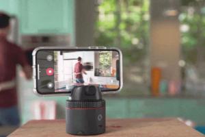 Pivo Robotic Pod for Smartphone Video